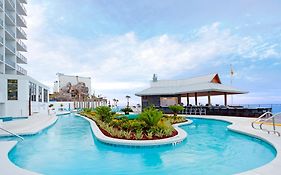 Holiday Inn Express & Suites Panama City Beach - Beachfront By Ihg